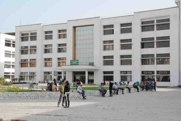 https://cache.careers360.mobi/media/colleges/social-media/media-gallery/3467/2018/10/26/Campus View of Punjab Institute of Engineering and Applied Research Mohali_Campus-View.jpg